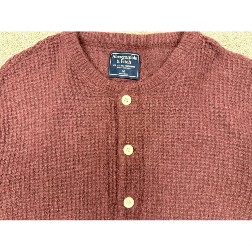 Abercrombie & Fitch Burgundy Waffle Knit Henley Sweater Maroon Womens Medium - Picture 2 of 4